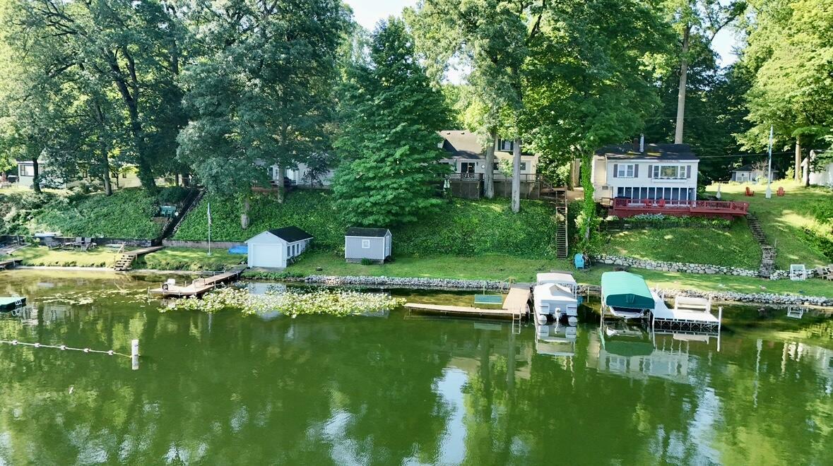 Property Photo:  15891 Lakeview Drive  MI 49107 