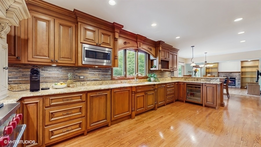 Property Photo:  2564 Brockton Circle  IL 60565 