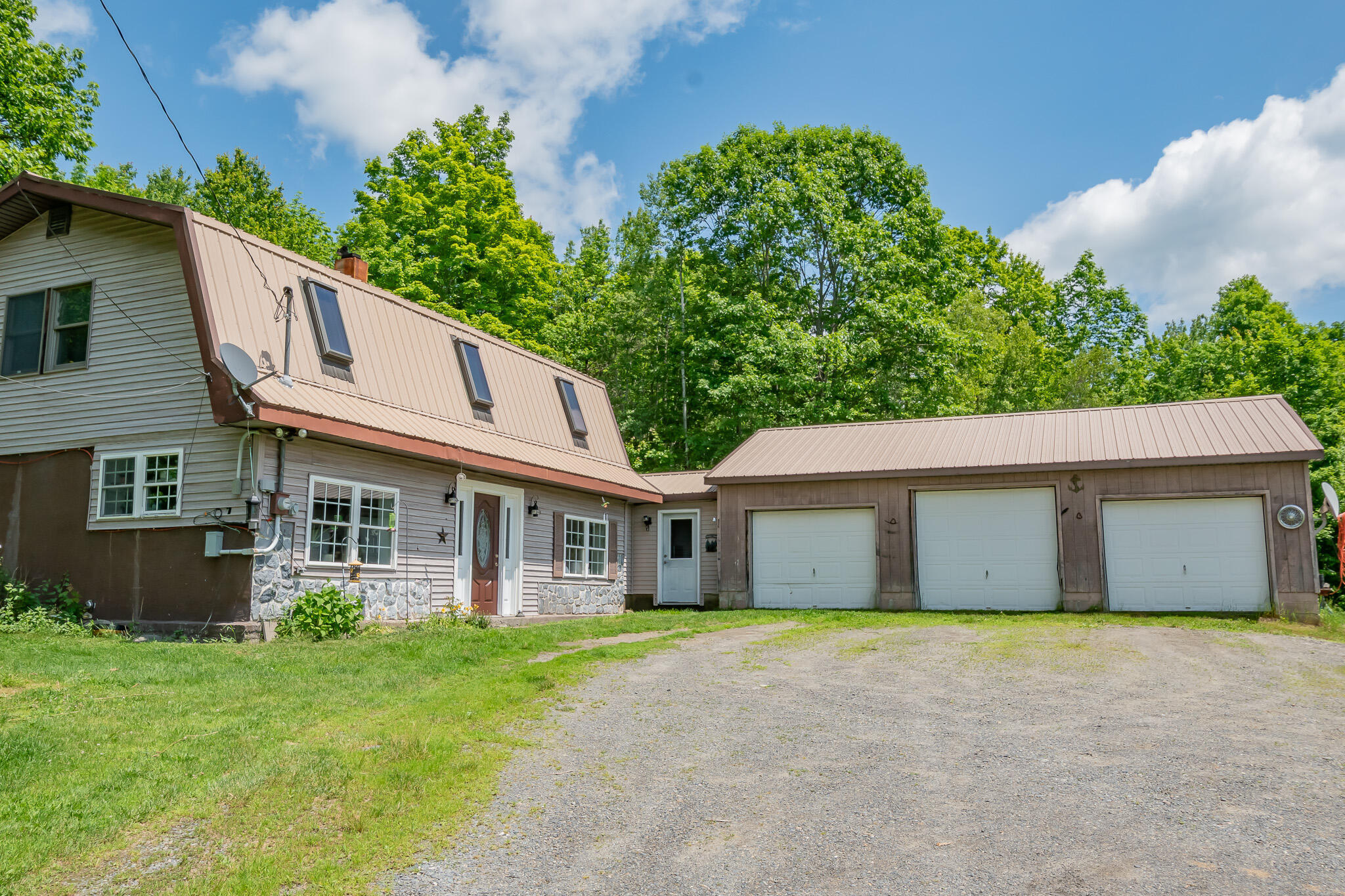 Property Photo: 422 Lyford Road ME 04463