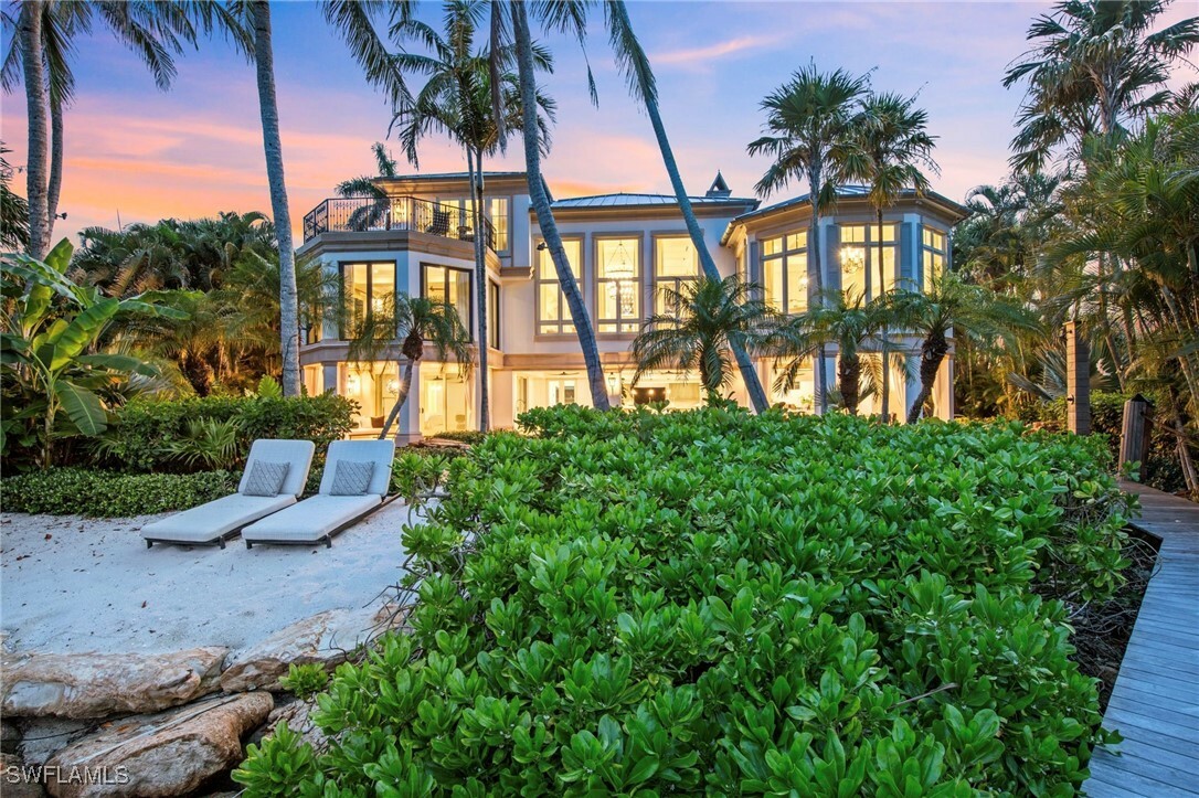 Property Photo: 3675 Gordon Drive FL 34102