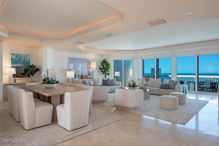 Property Photo:  7117 Pelican Bay Boulevard Ph 17  FL 34108 