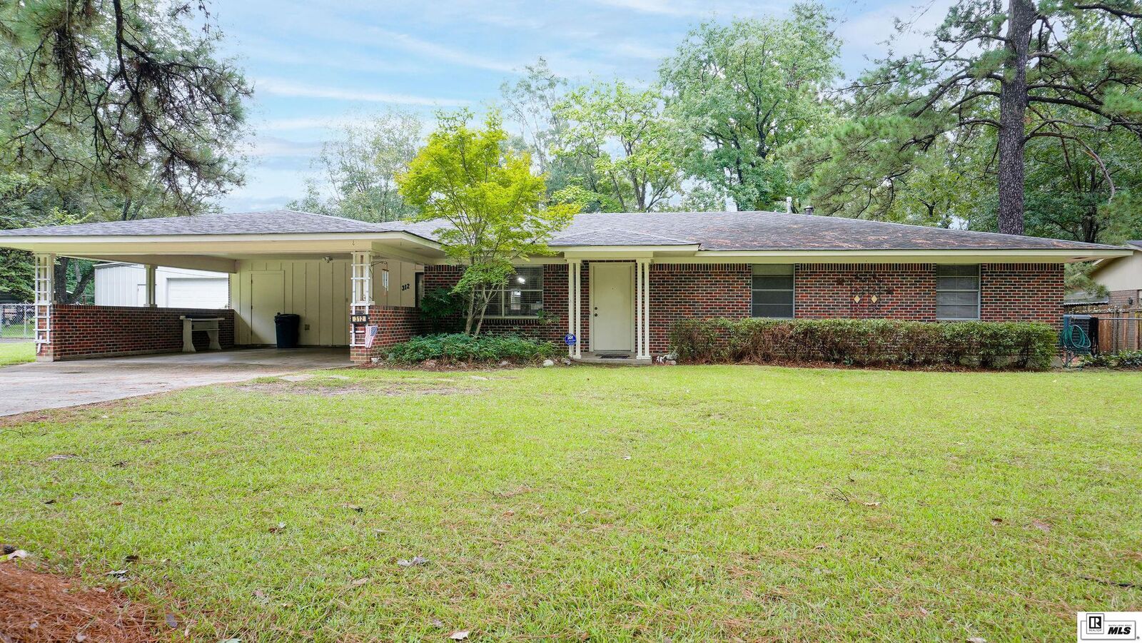 Property Photo:  312 Old Darbonne Road  LA 71291 