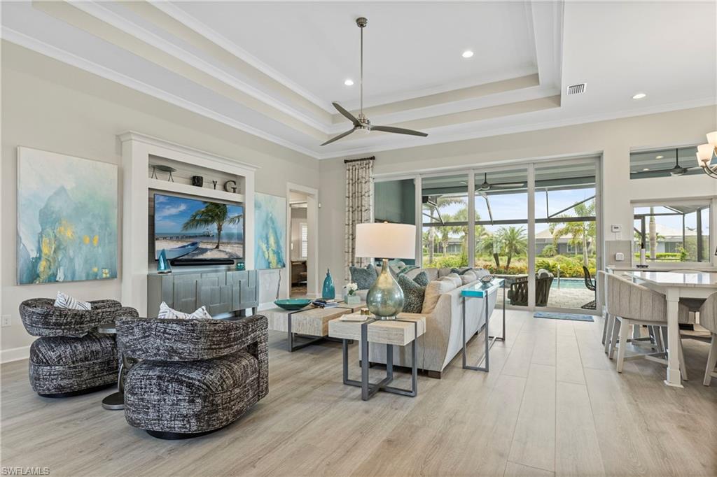 Property Photo:  5771 Clarendon Dr  FL 34113 