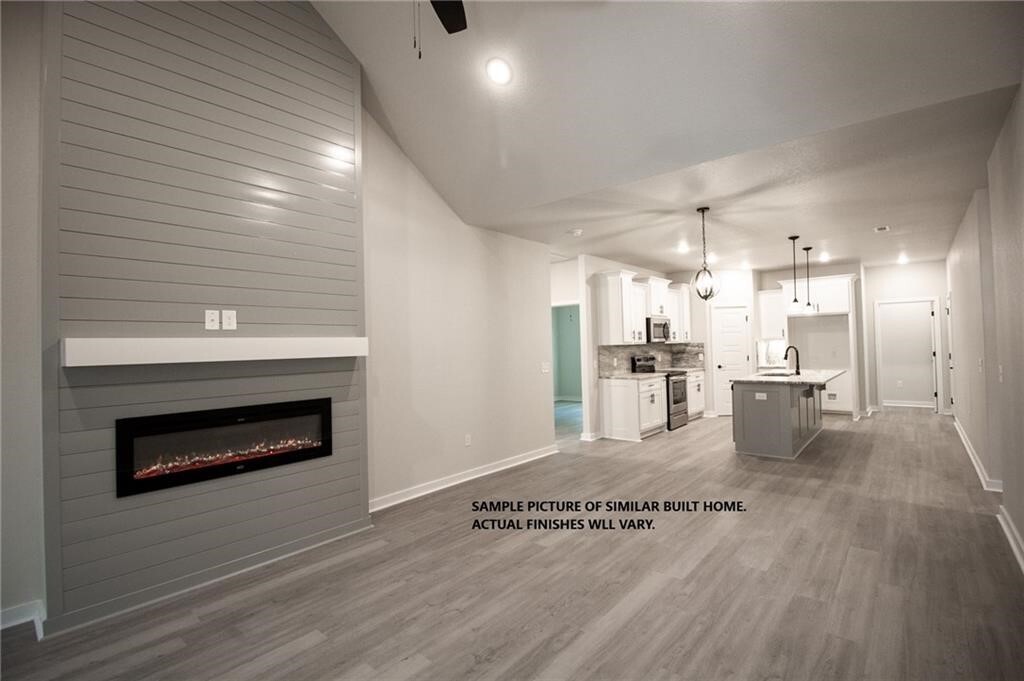 Property Photo: 11 Exminster Lane AR 72714