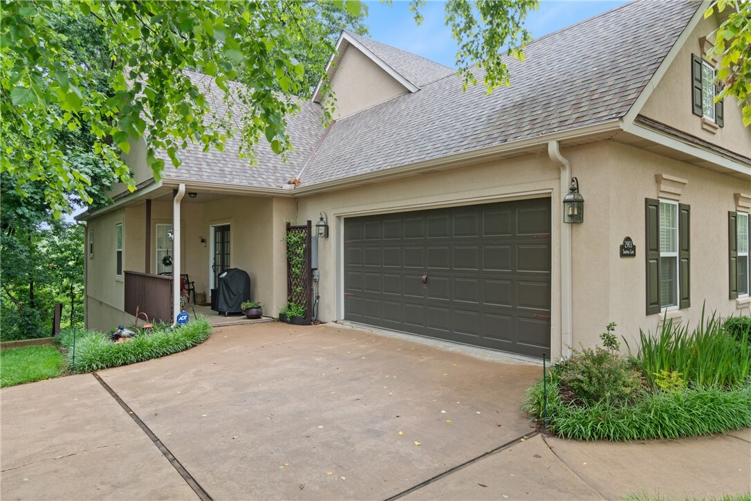 Property Photo: 2903 Saratoga Lane AR 72712
