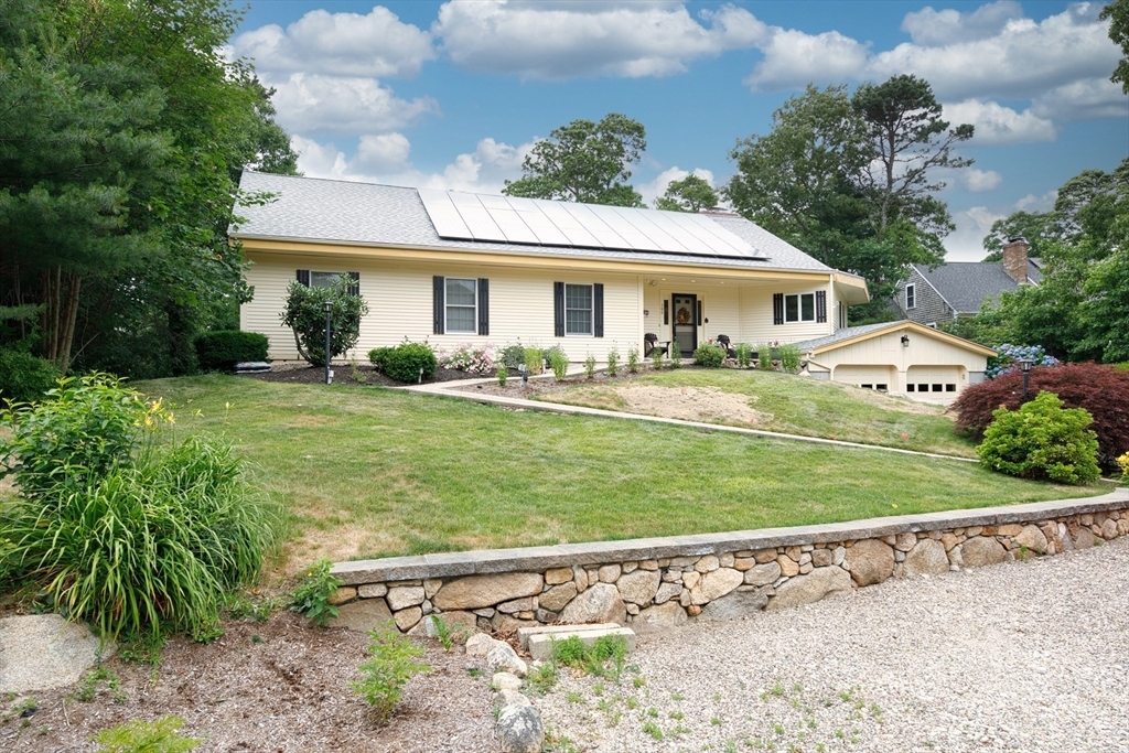 Property Photo: 106 Ambleside Dr MA 02540