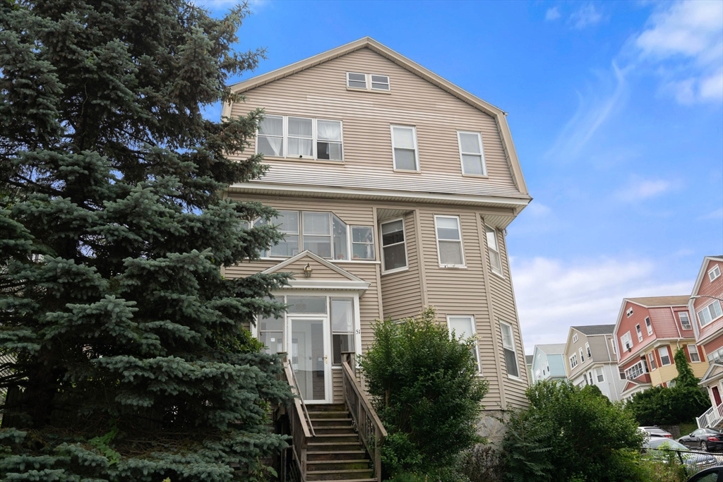 Property Photo:  51 Sterling St U 2  MA 01610 
