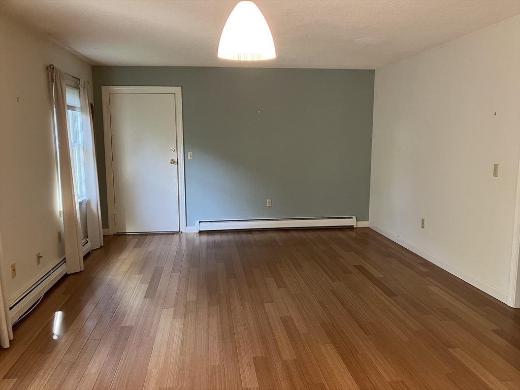 Property Photo:  14 Harold Street Bldg 6 D  MA 02646 