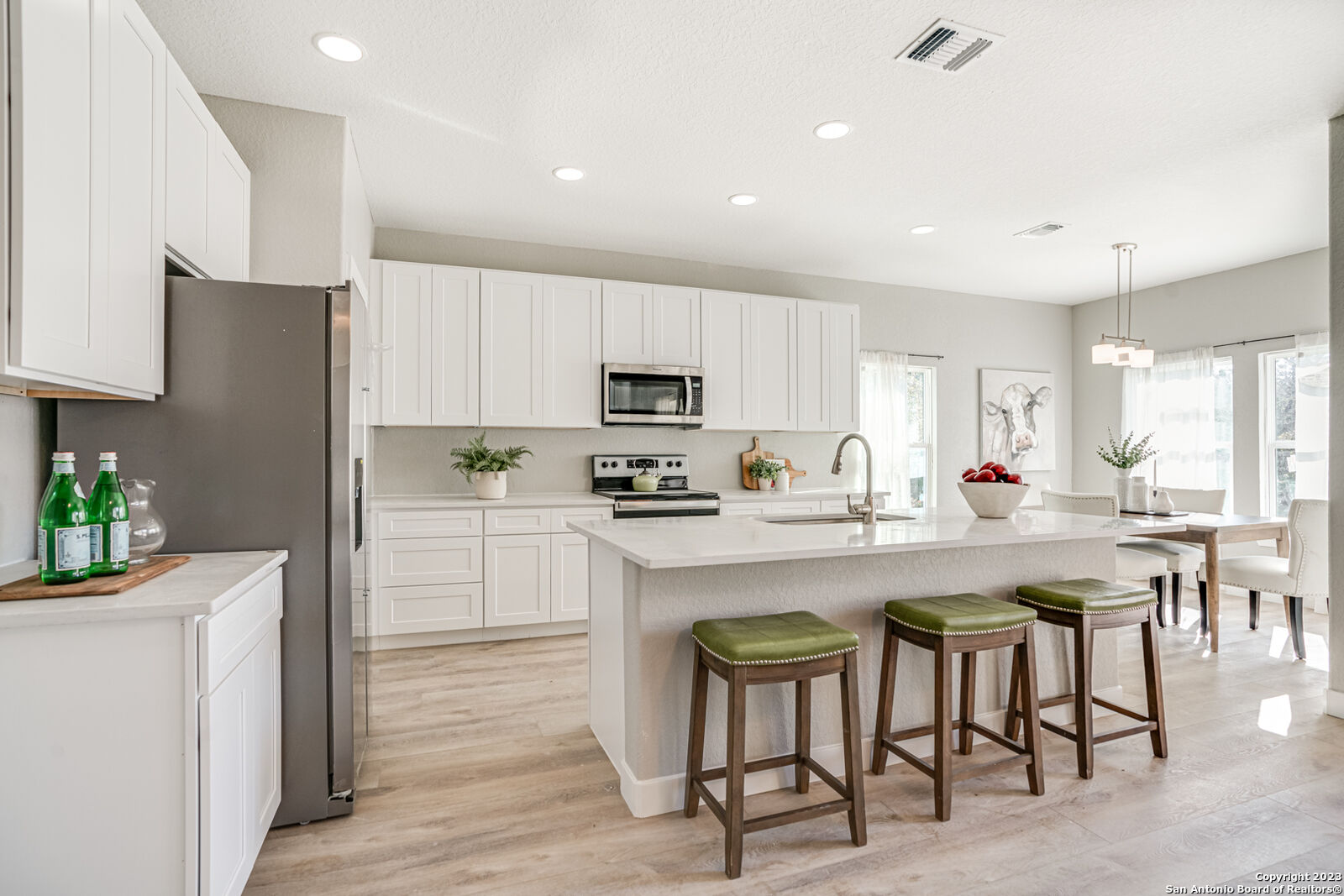 Property Photo: 1253 Bob White Dr TX 78070