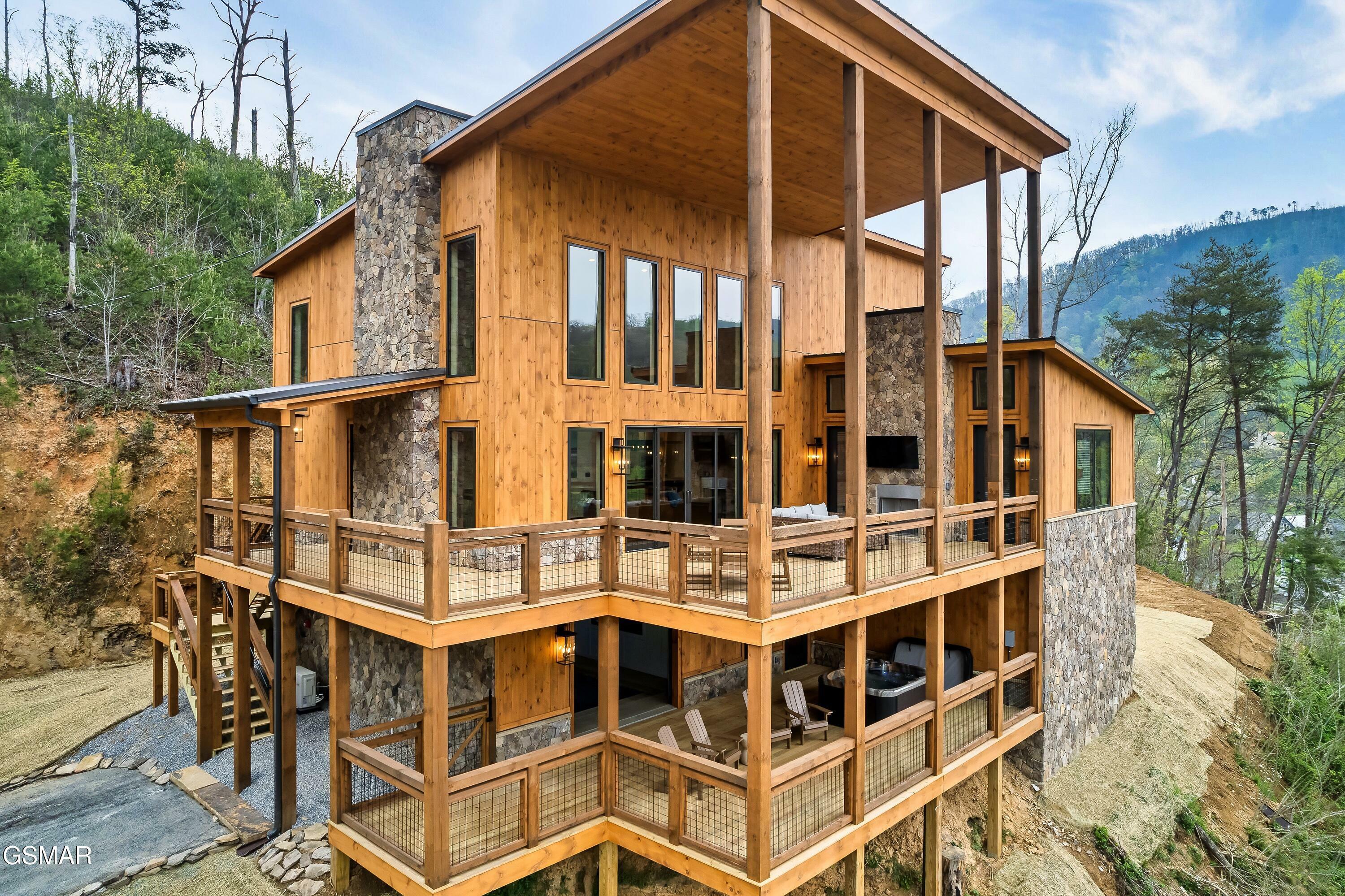 Property Photo: 140 Water Tower Road TN 37738