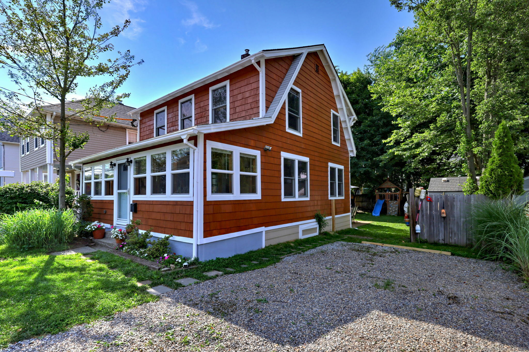 Property Photo:  162 Melba Street  CT 06460 