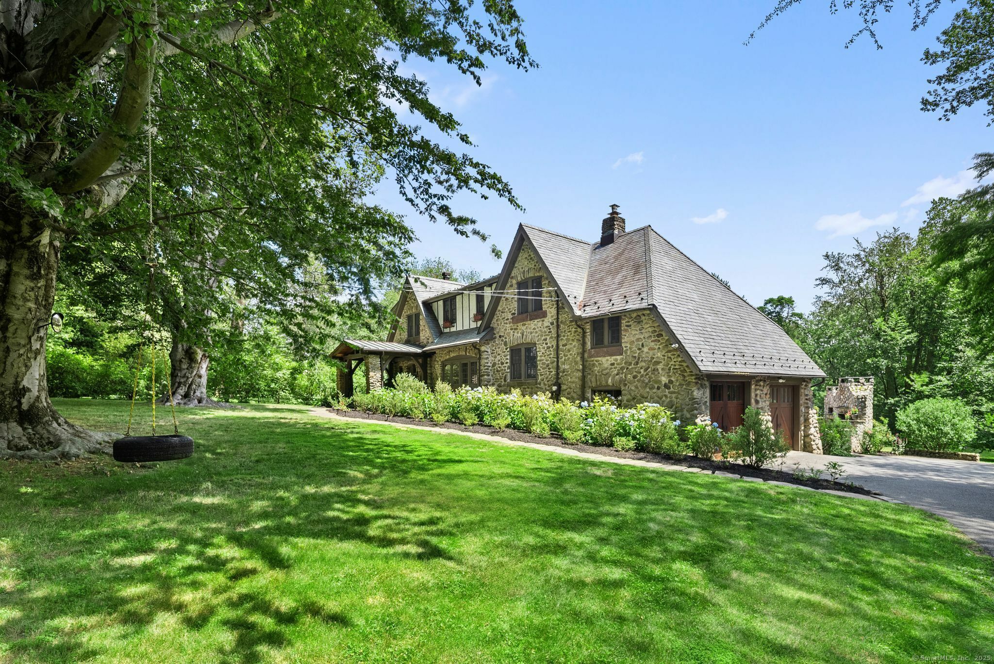 Property Photo: 365 Toilsome Hill Road CT 06825
