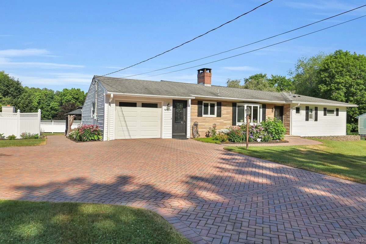 Property Photo: 86 Forest View Road CT 06472