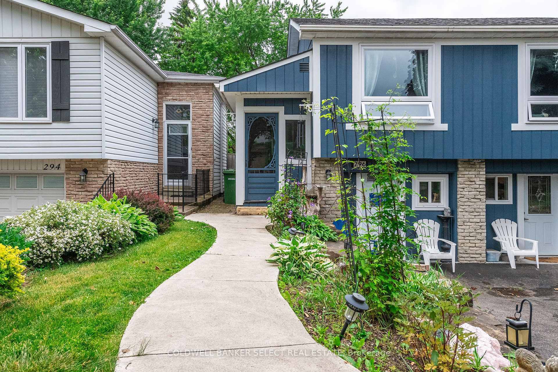 Property Photo: 296 Whitehead Crescent ON L7E 3Y1