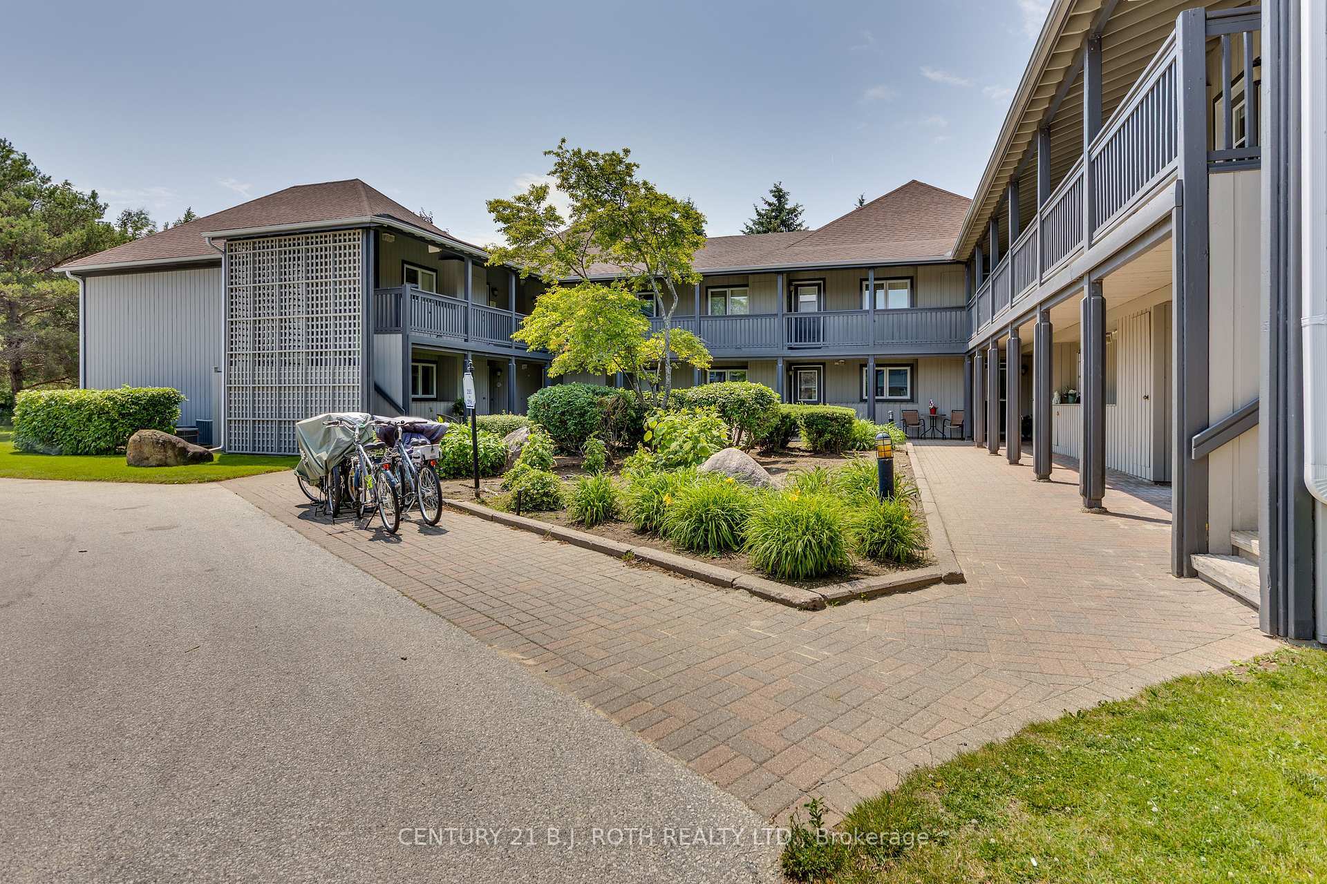 Photo de la propriété:  288 Mariners Way  ON L9Y 5C7 