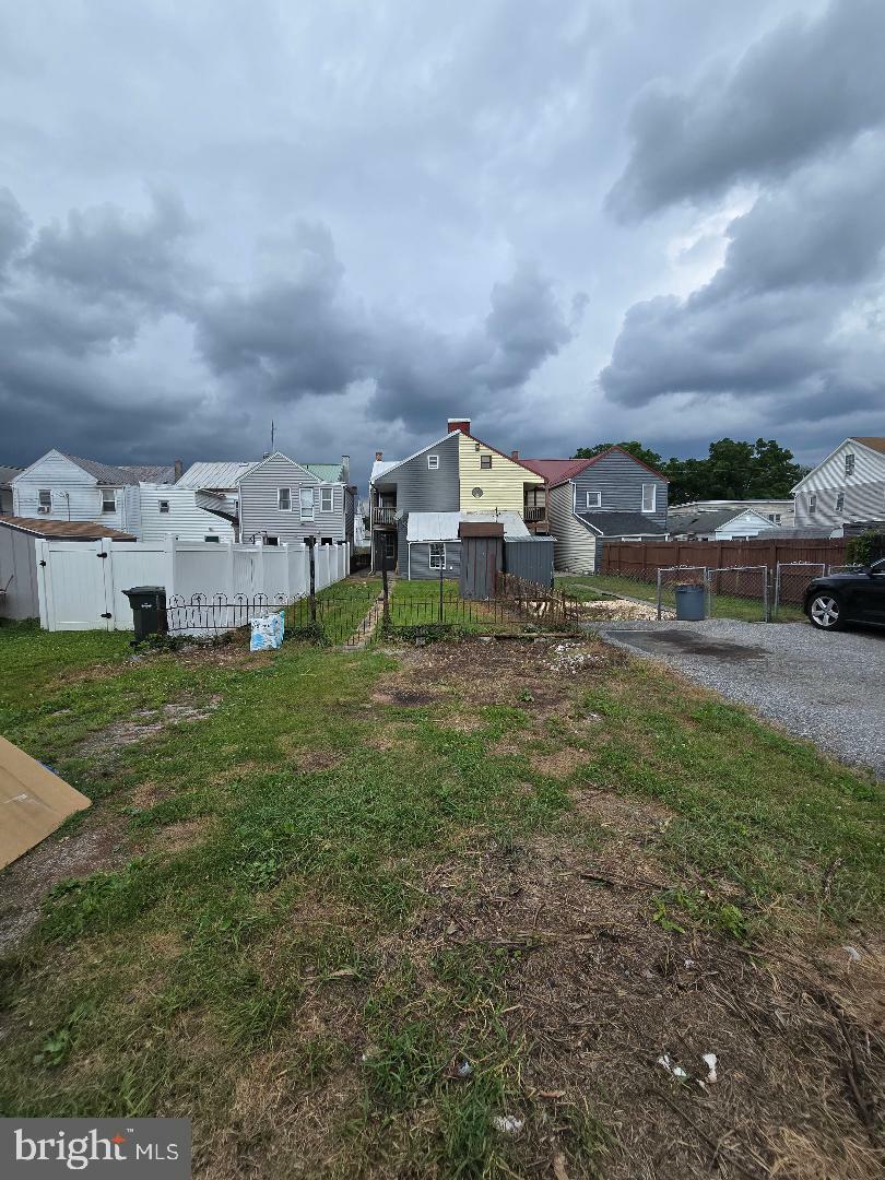 Property Photo:  21 W Green Street  PA 17055 