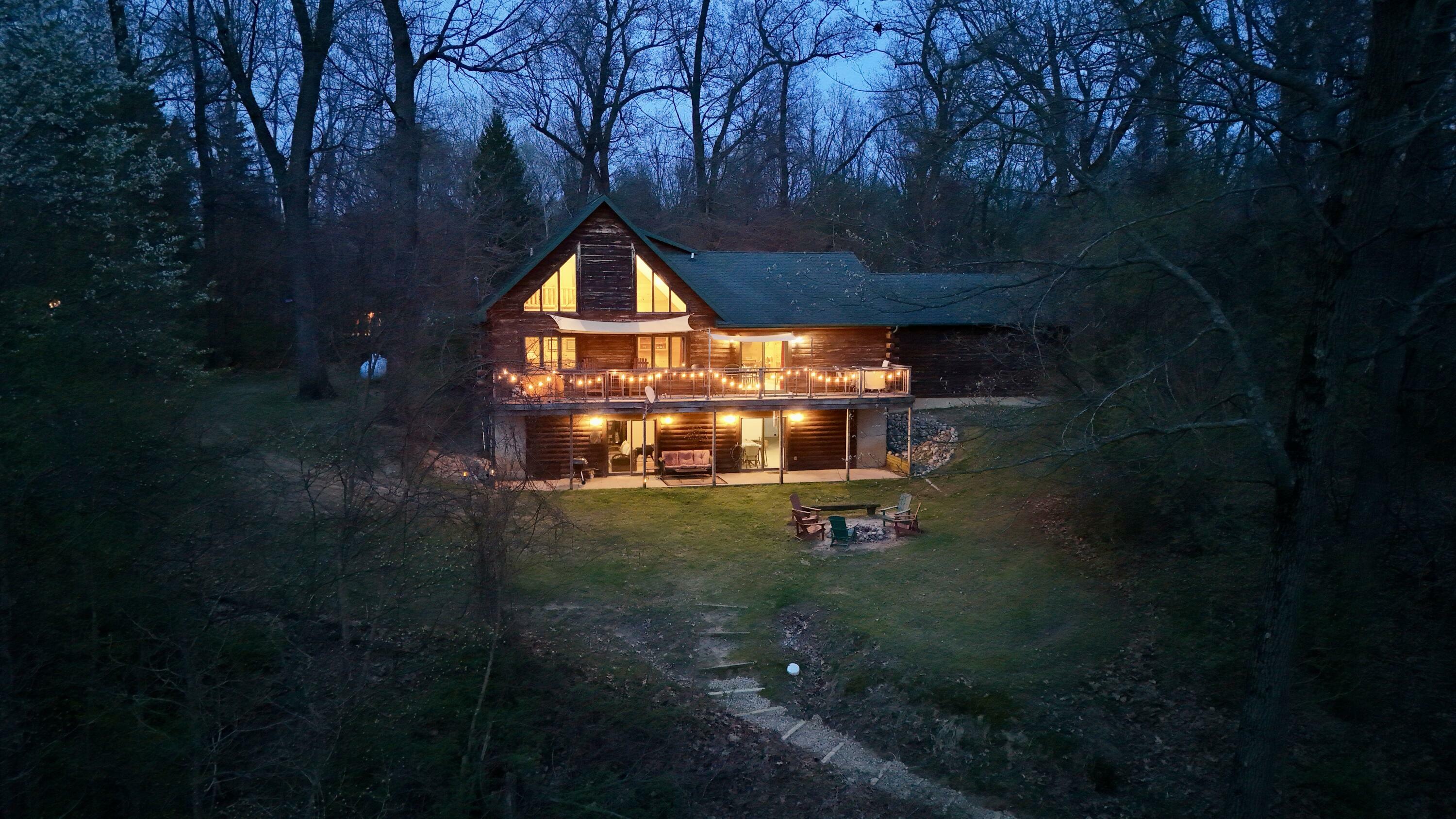 Property Photo: 87126 Cr 687 MI 49057