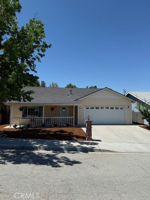 Property Photo:  5855 Lolita Street  CA 93422 