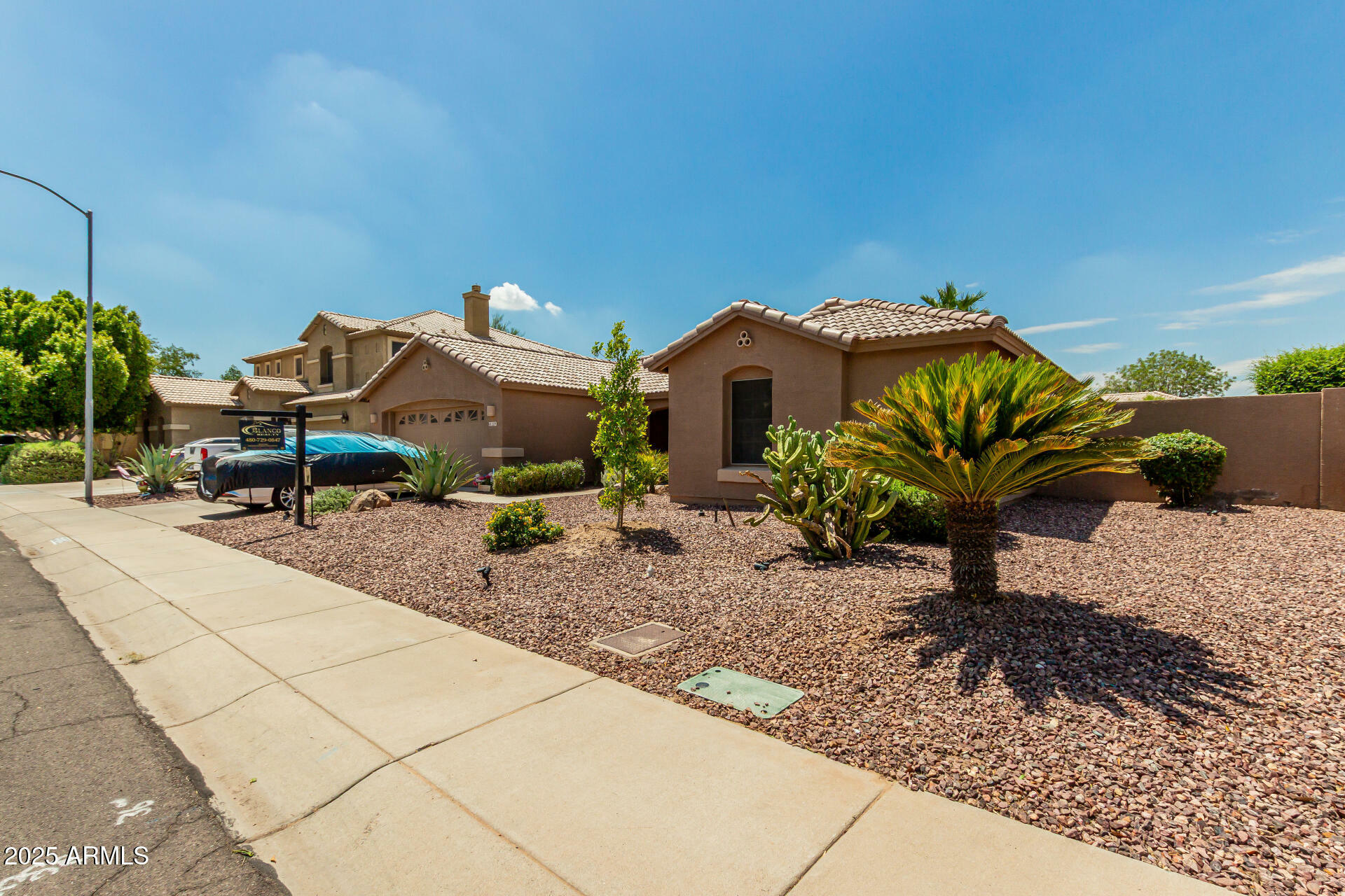 Property Photo: 5339 W Kaler Circle AZ 85301