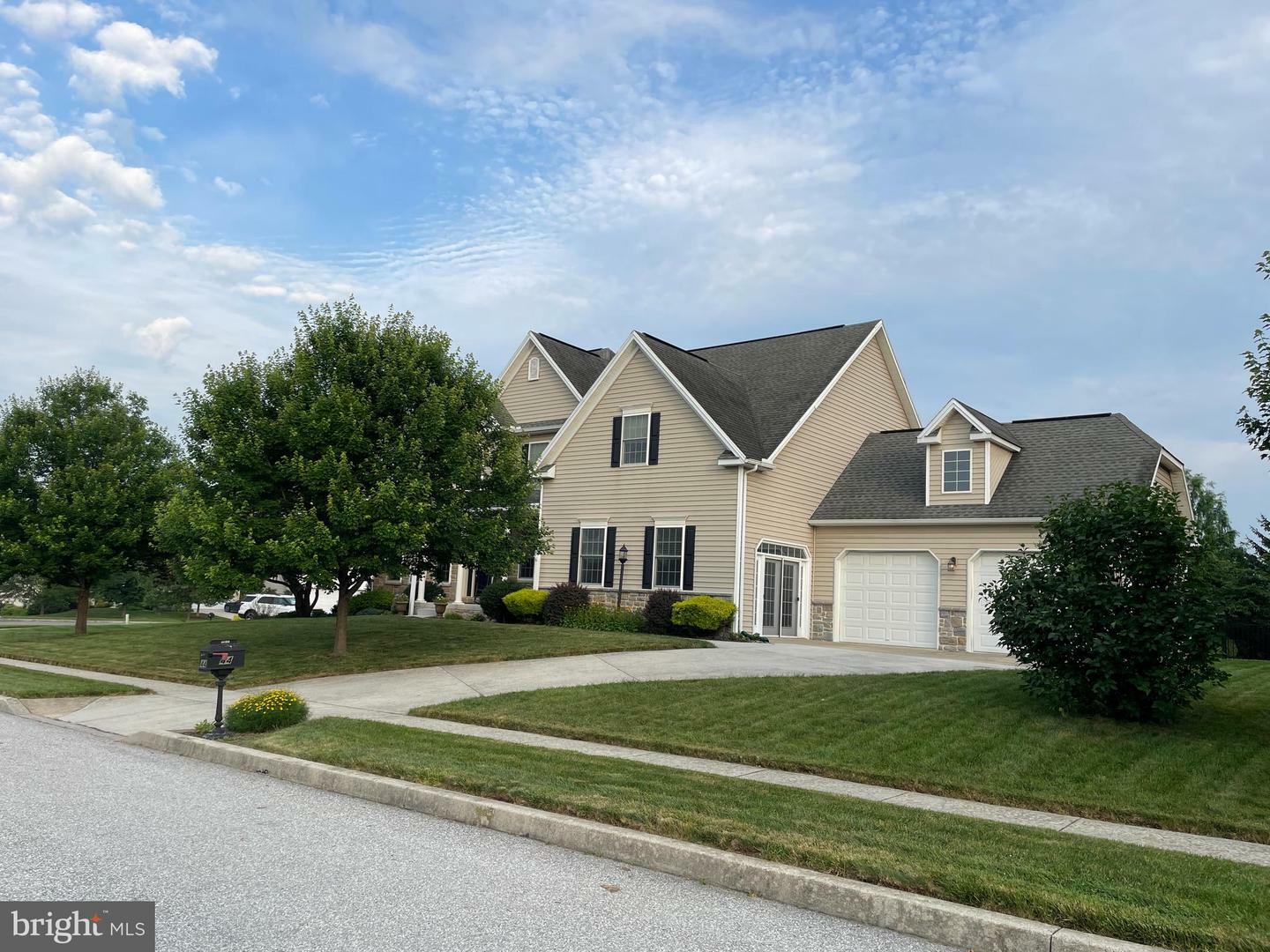 Property Photo:  44 Old Coach Lane  PA 17013 