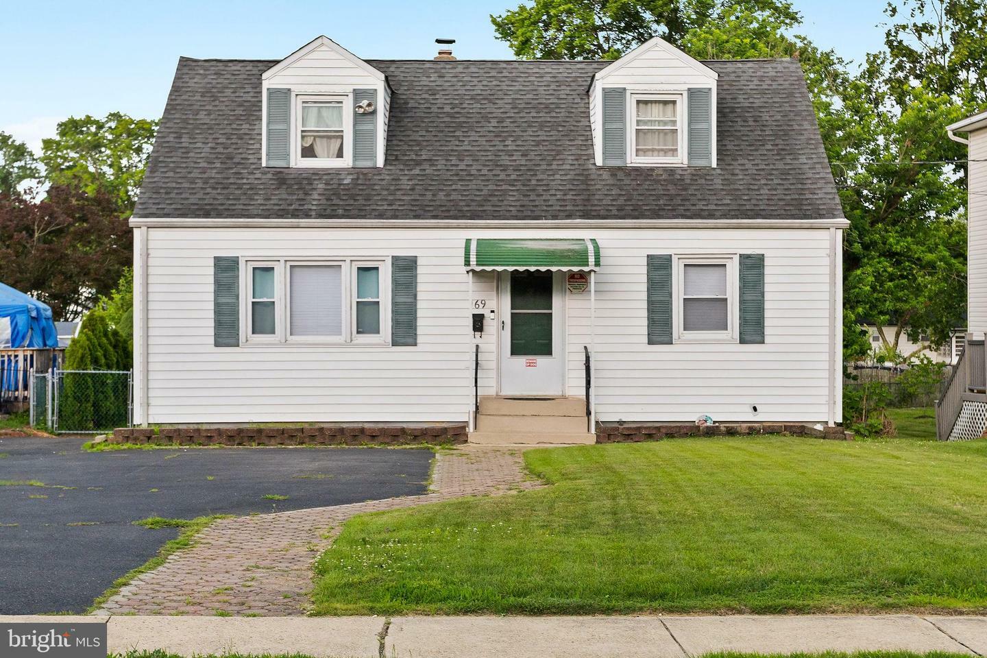 Property Photo:  169 Phillips Avenue  NJ 08610 