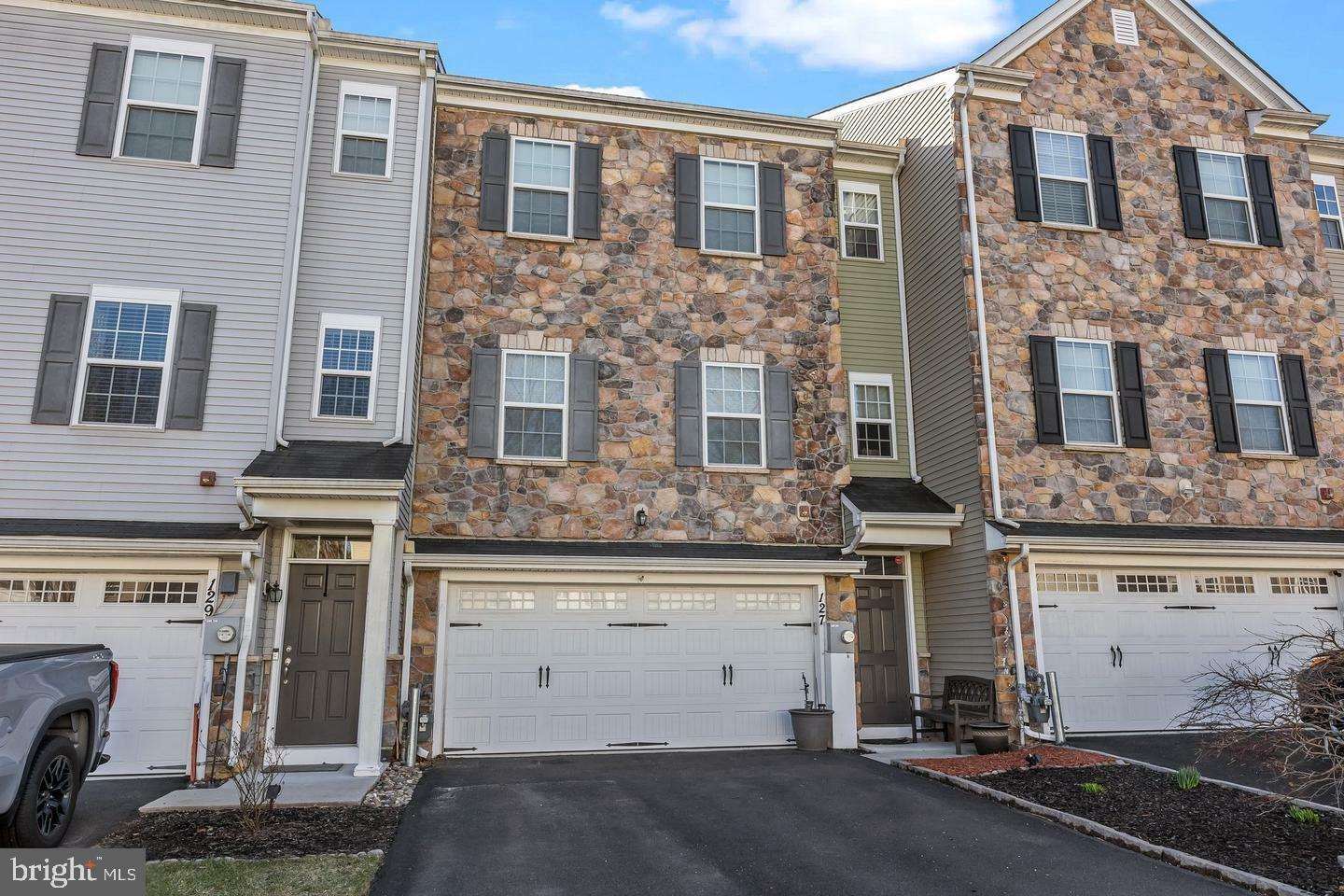 Property Photo:  127 Carters Mill Road  PA 19053 