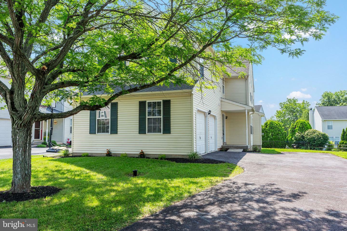 Property Photo:  272 Park Avenue  PA 19438 