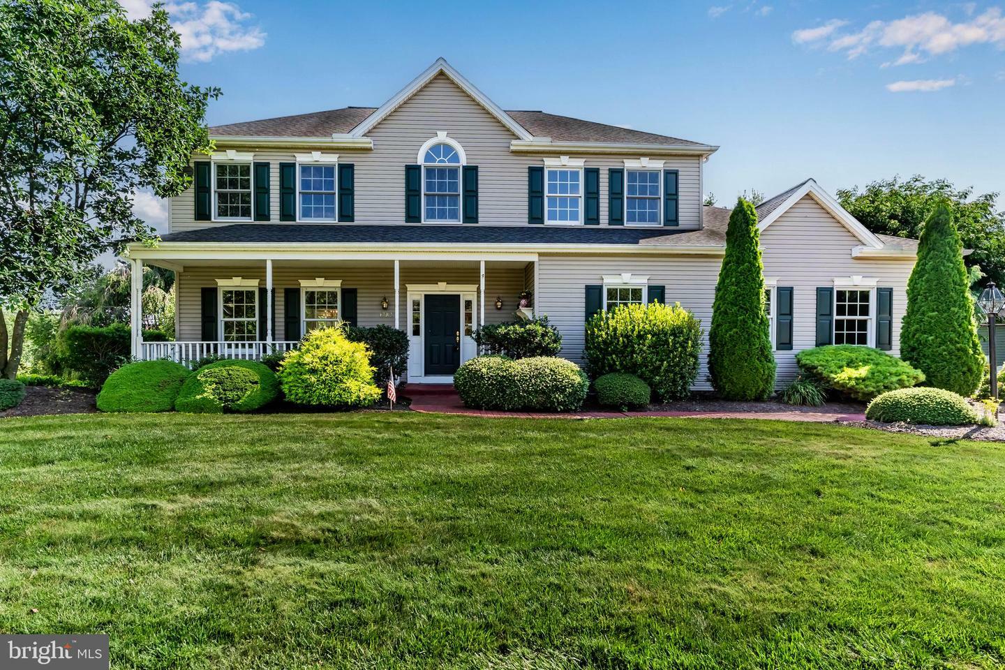 Property Photo: 1782 N Meadow Drive PA 17055