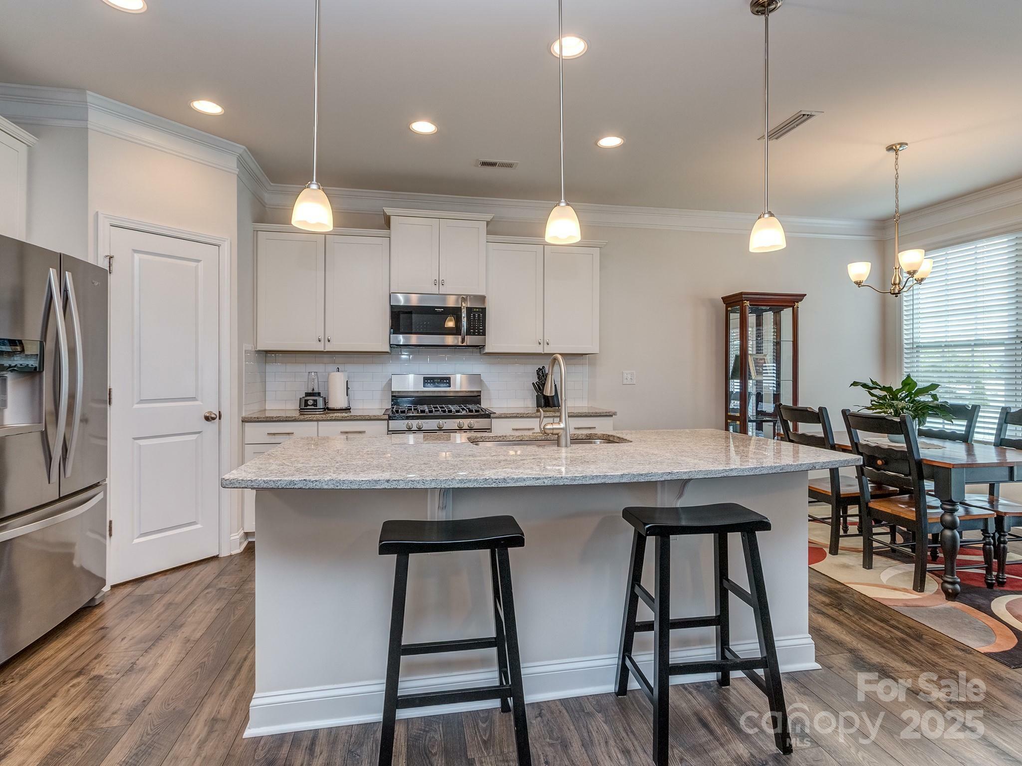 Property Photo:  124 W Americana Drive  NC 28115 