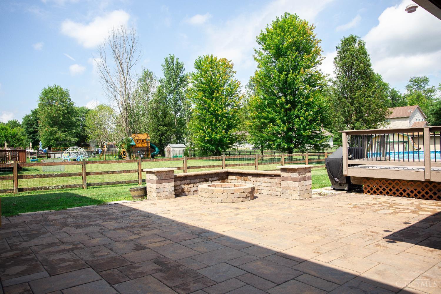Property Photo:  5427 Cherry Blossom Court  OH 45150 