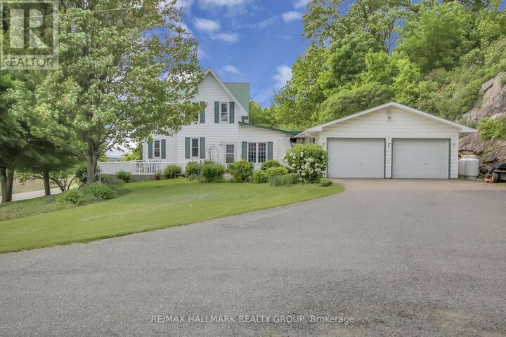 Property Photo: 4240 Carp Road ON K0A 1L0