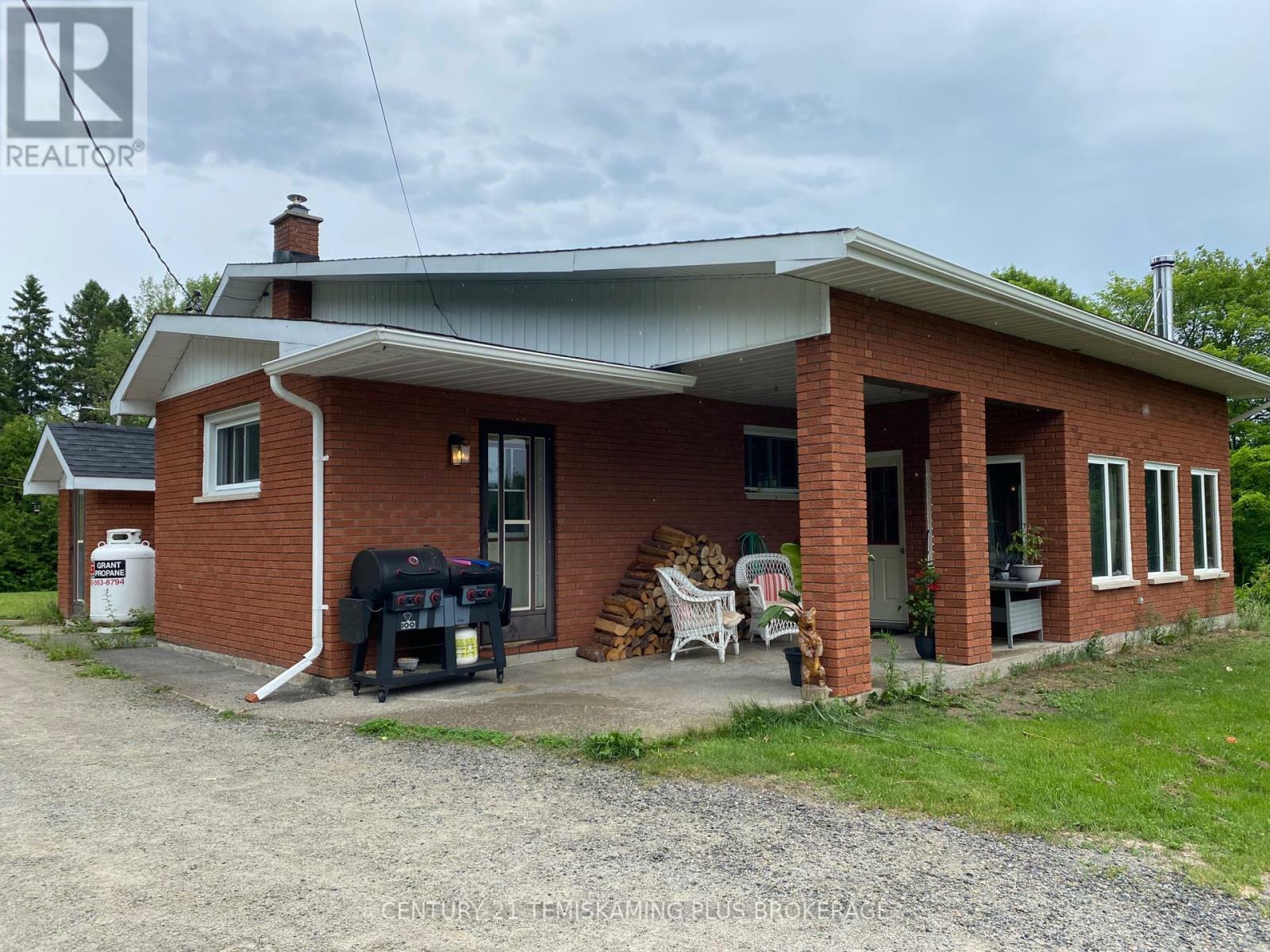 Photo de la propriété: 858013 Short Street ON P0J 1C0