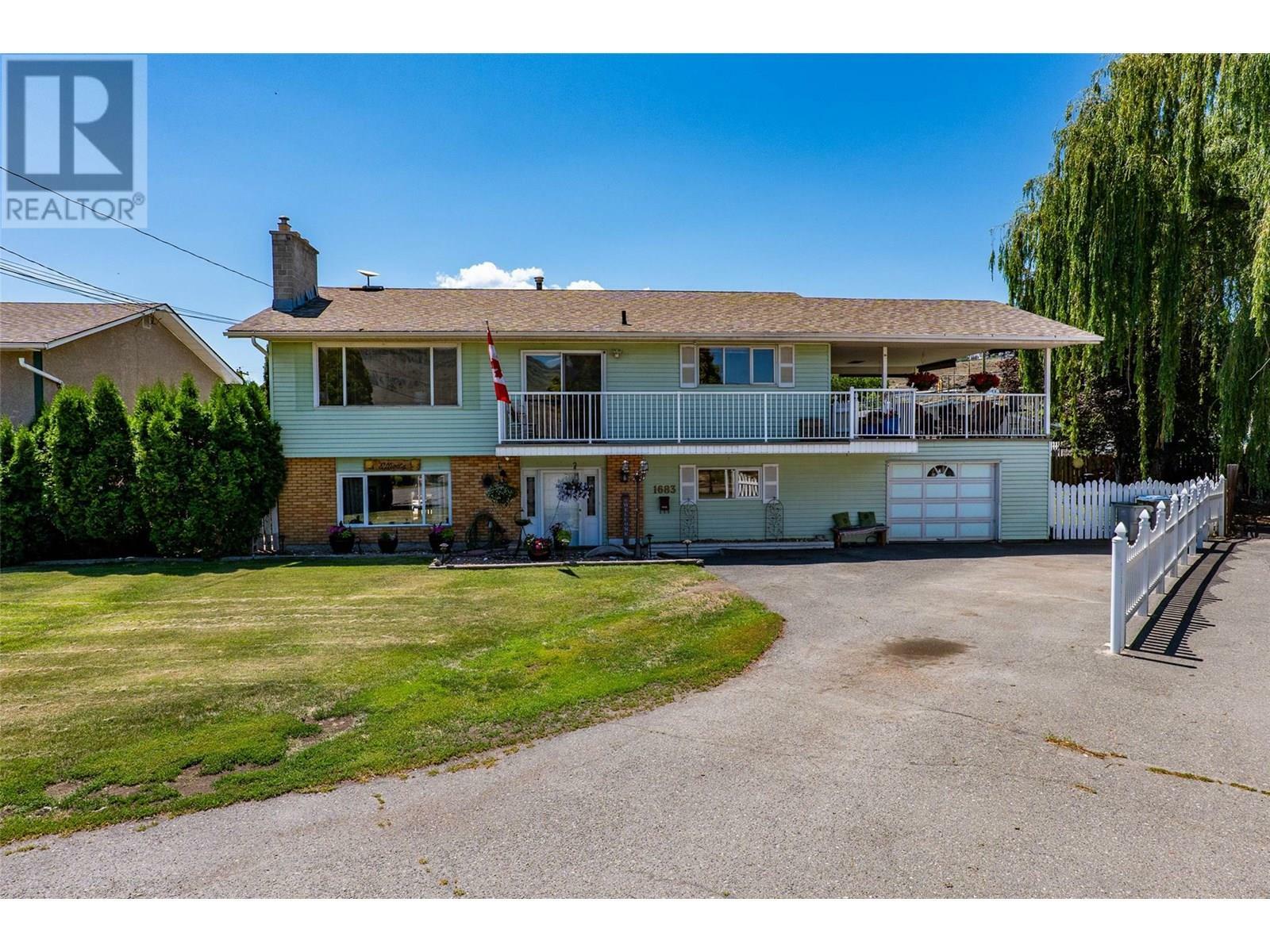 1683 Sheridan Drive  Kamloops BC V2B 6B1 photo