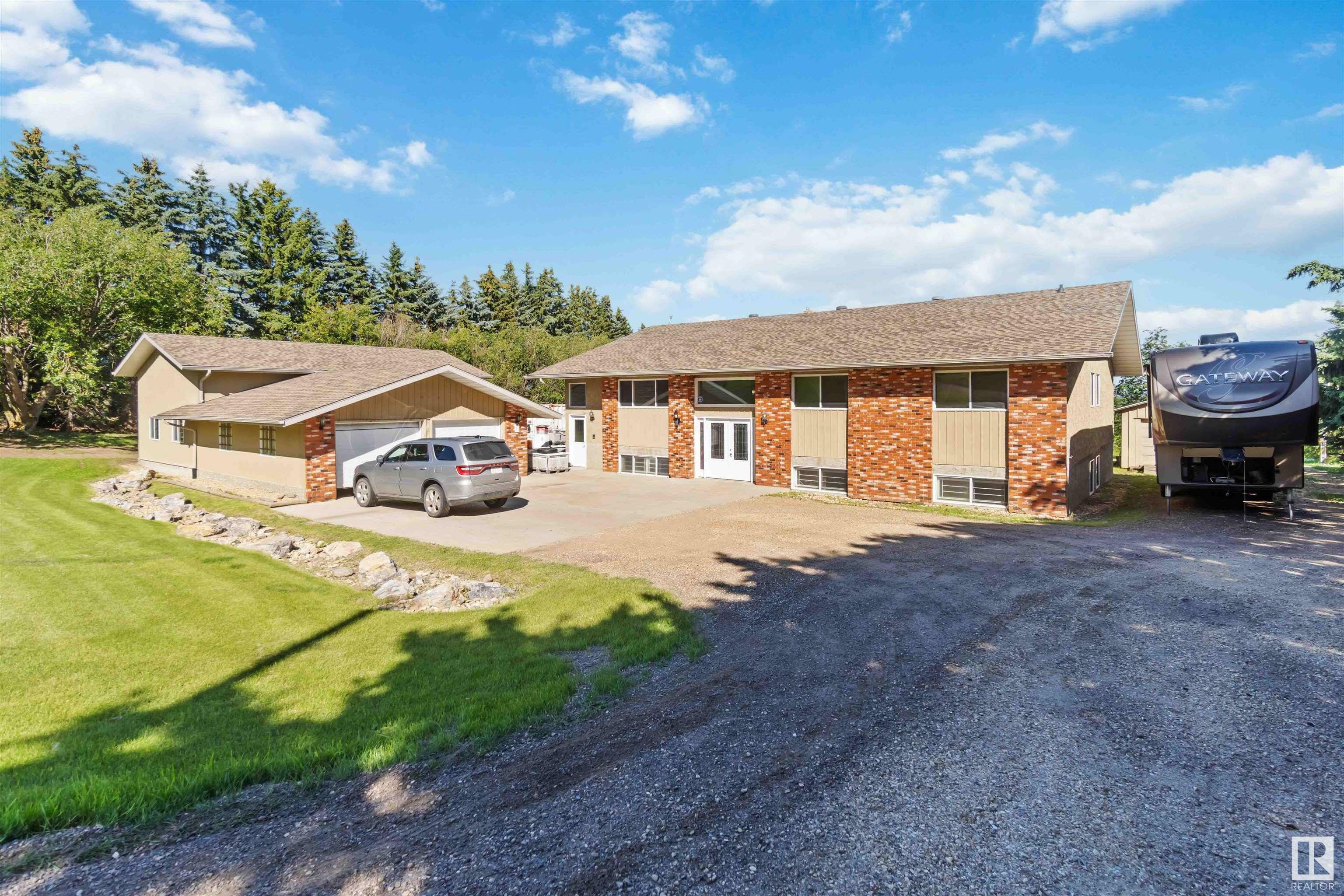 Property Photo: 55305 Rge Road 242 23 AB T5E 5S7