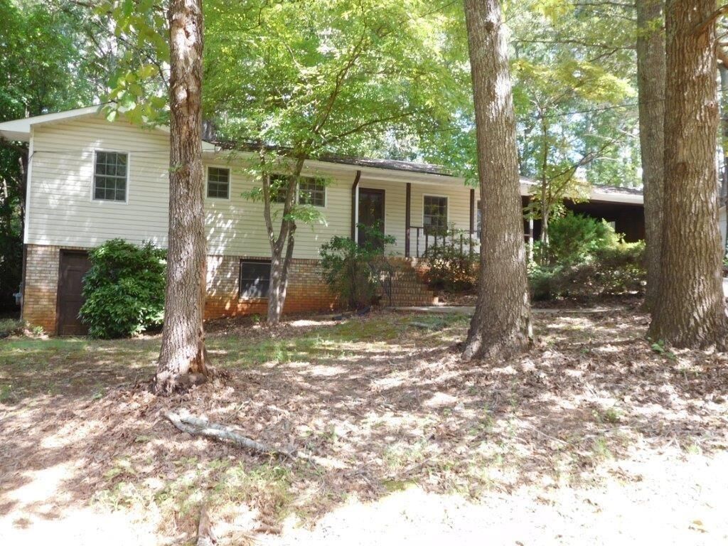 Property Photo:  2310 Cascade Drive  GA 30102