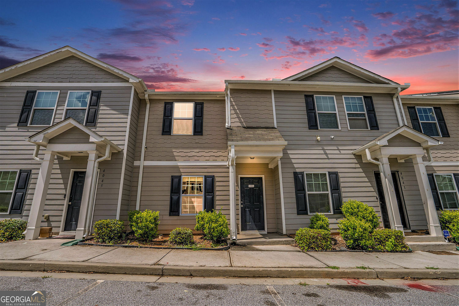 Property Photo: 4043 Avalon Road SW GA 30331