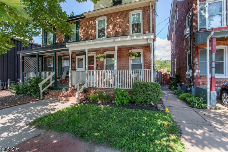 Property Photo:  274 N Union St  NJ 08530 