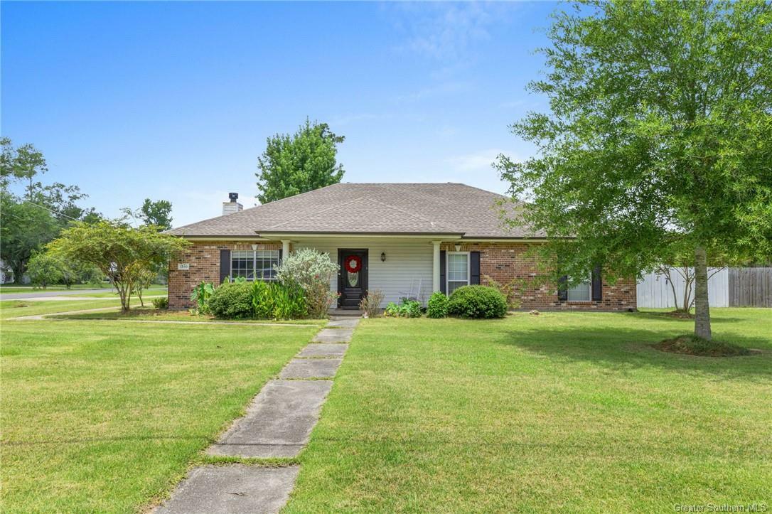 Property Photo:  1250 Corsican Lane  LA 70611 