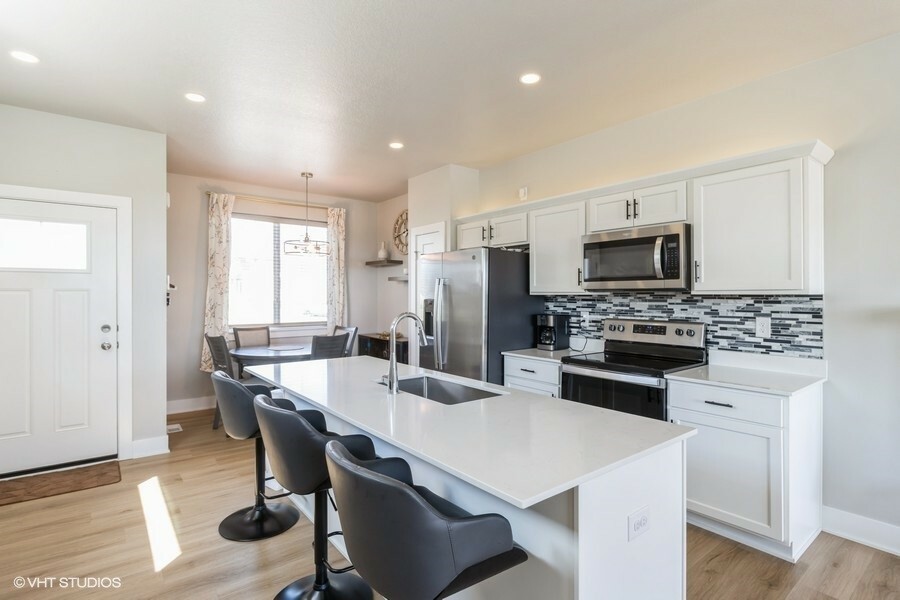 Property Photo:  5102 155th Street  IA 50323 