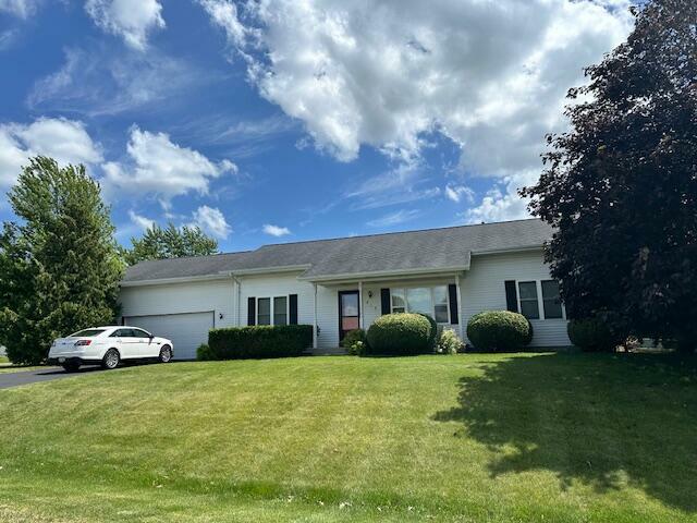 Property Photo: 517 Oak Ridge Dr WI 53114