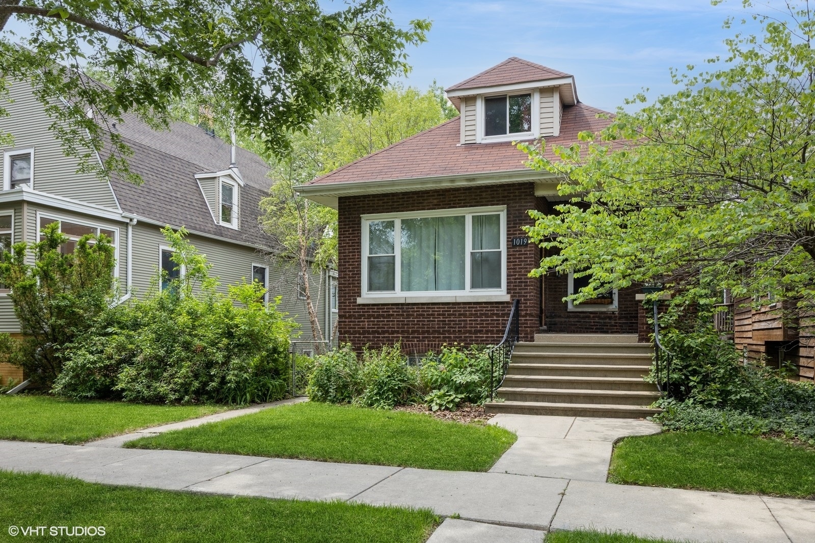 Property Photo: 1019 Lyman Avenue IL 60304
