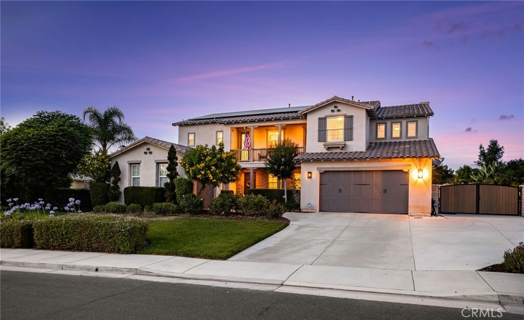 Property Photo: 12756 Sierra Creek Drive CA 92503