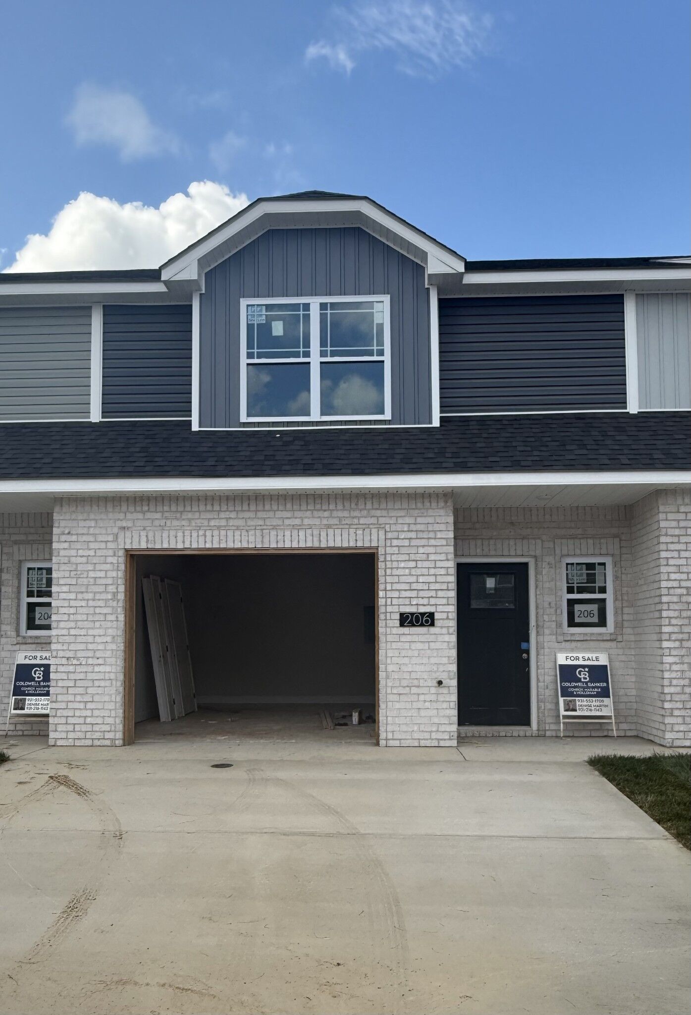 Property Photo:  206 W Fallow Ct  TN 37040 