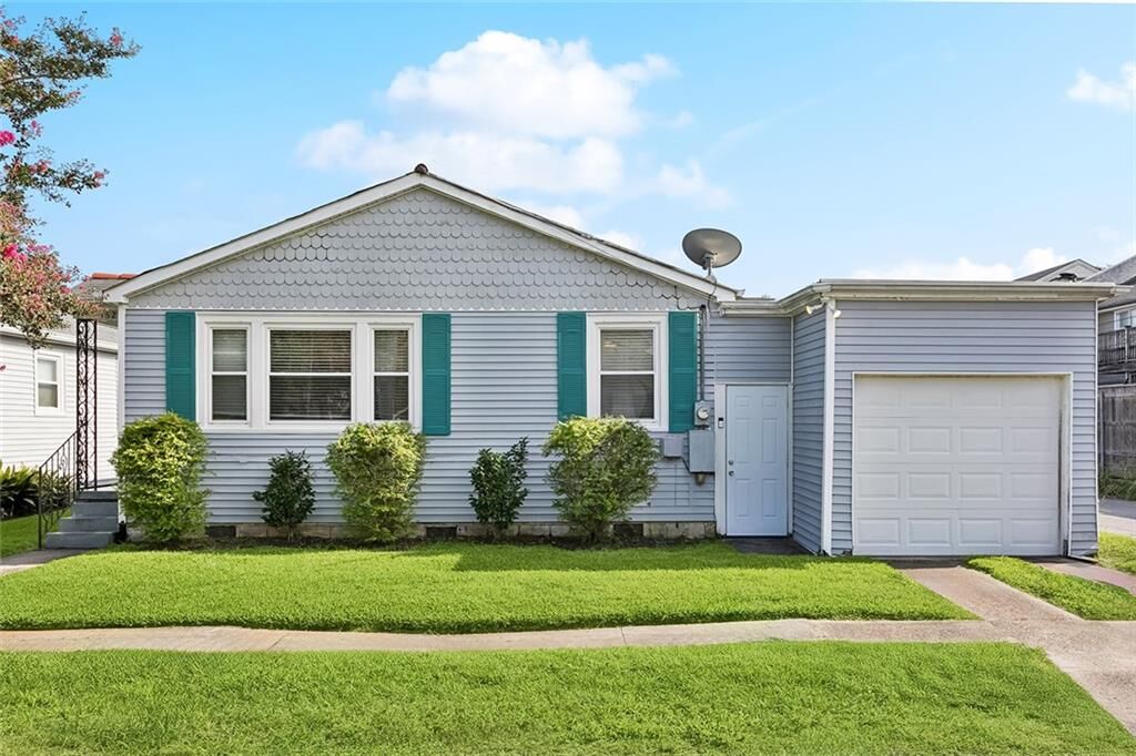 Property Photo:  1620 Forshey Street  LA 70001 