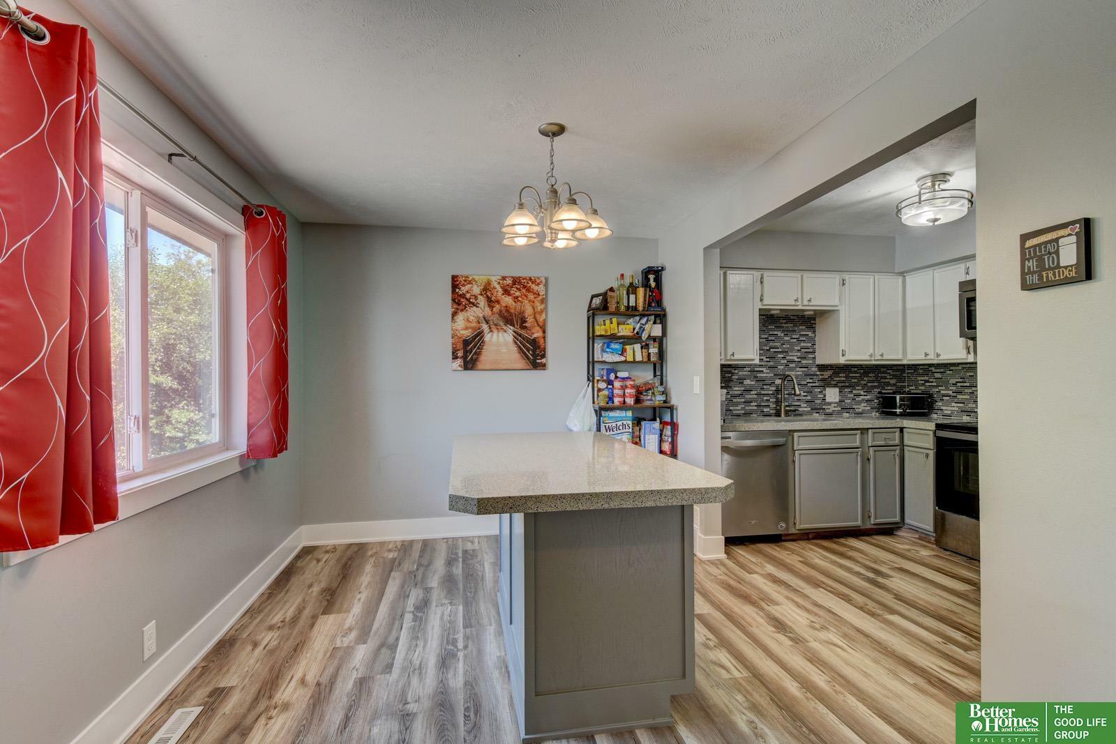 Property Photo: 1120 Delmar Street 4B NE 68046
