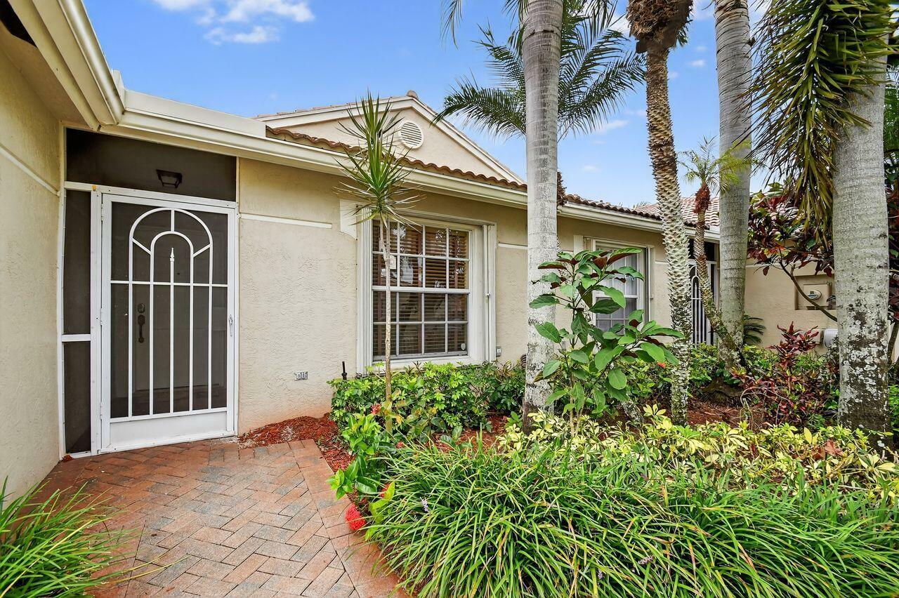 Property Photo:  9484 Swansea Lane  FL 33411 