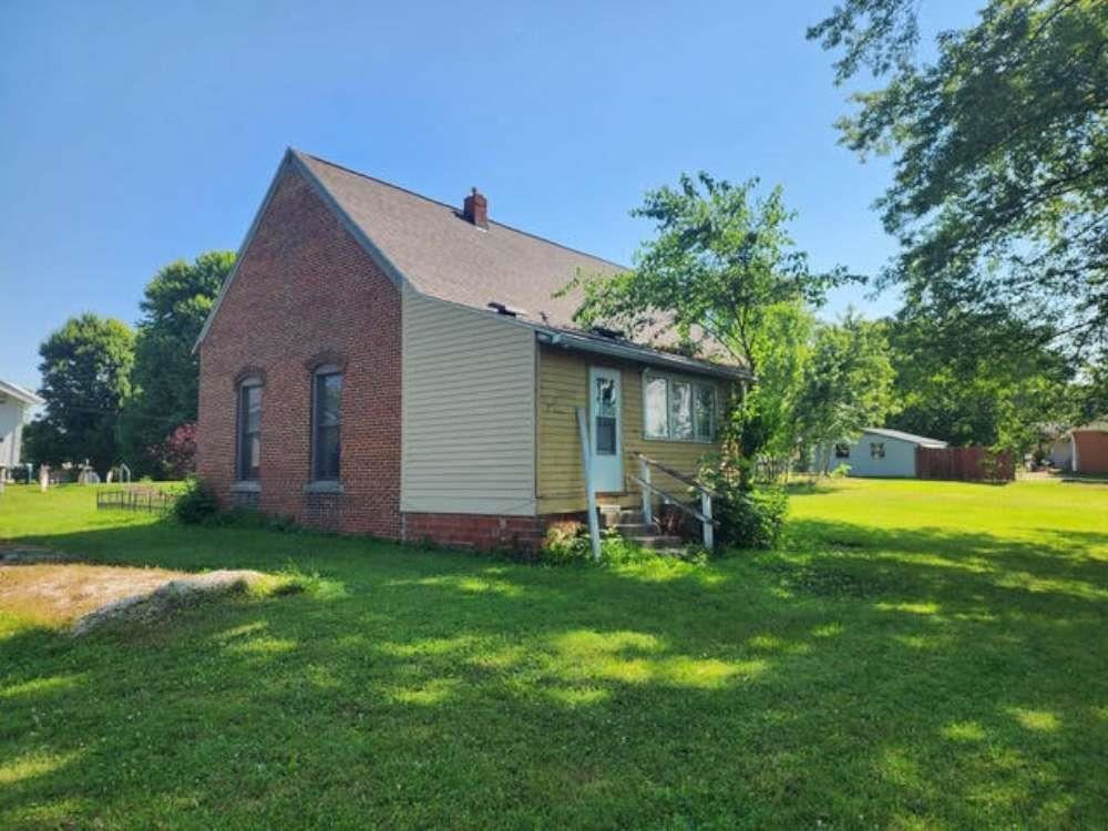 Property Photo:  4051 W 100 North Bargersville  IN 46106 