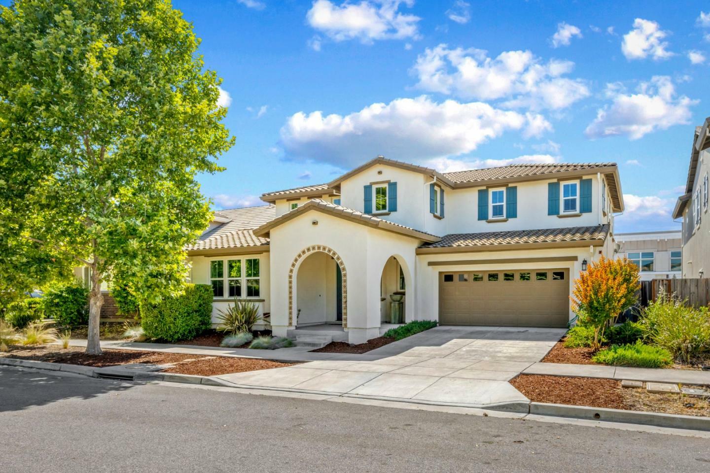 Property Photo:  9850 Bobcat Court  CA 95020 