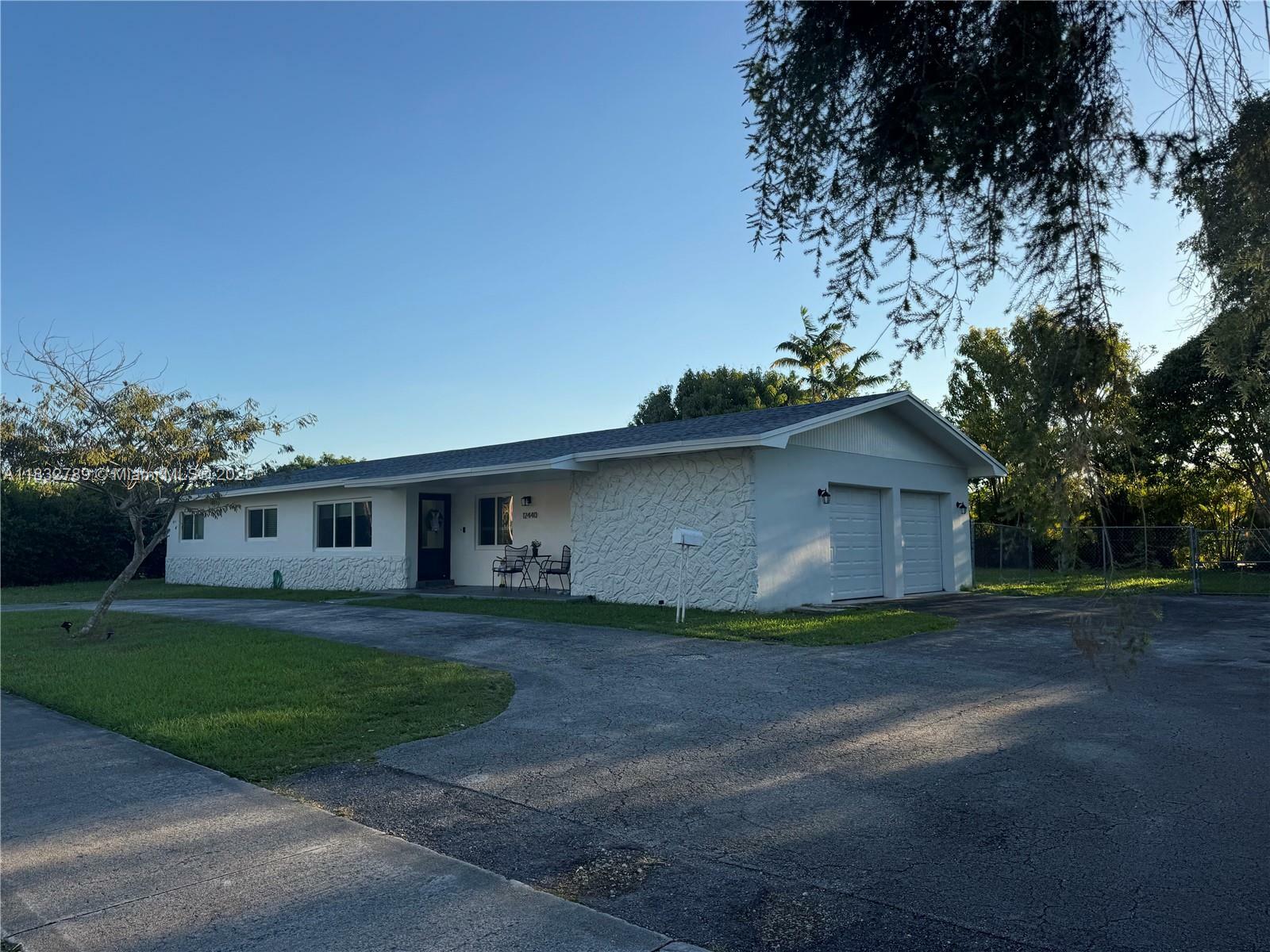 Property Photo:  12440 SW 107th Ave  FL 33176 
