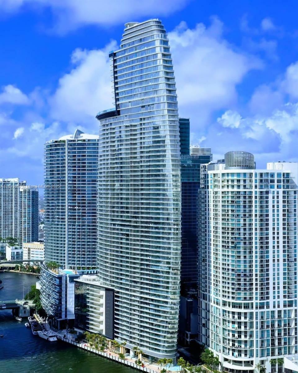 300 Biscayne Blvd Way 4603  Miami FL 33131 photo
